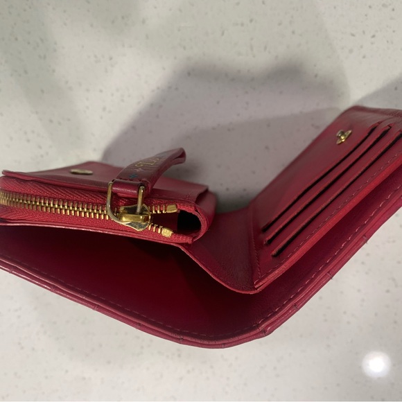 Louis Vuitton New Wave Compact Wallet - Picture 12 of 16